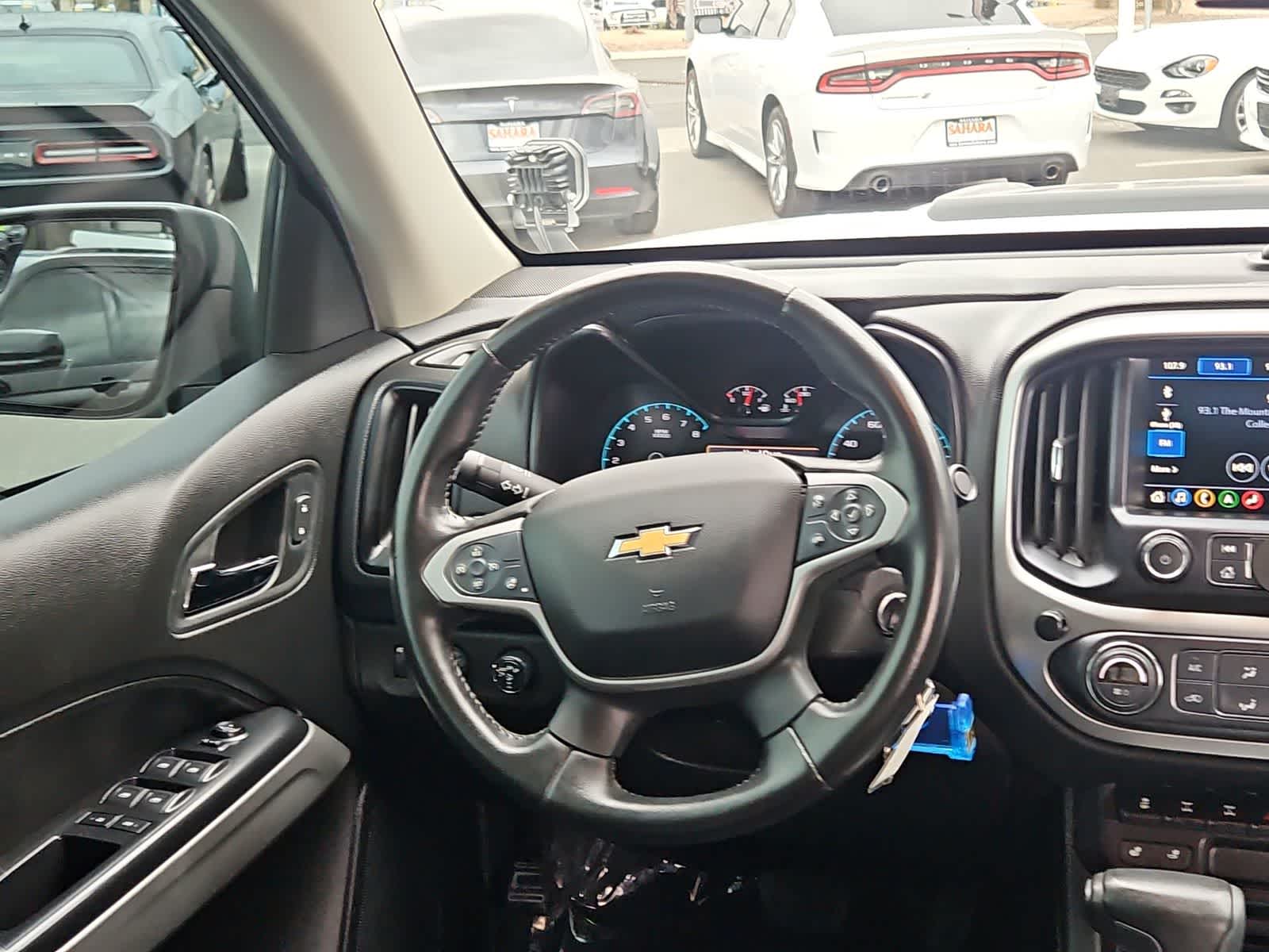 Thumbnail: 2021 Chevrolet Colorado - 22