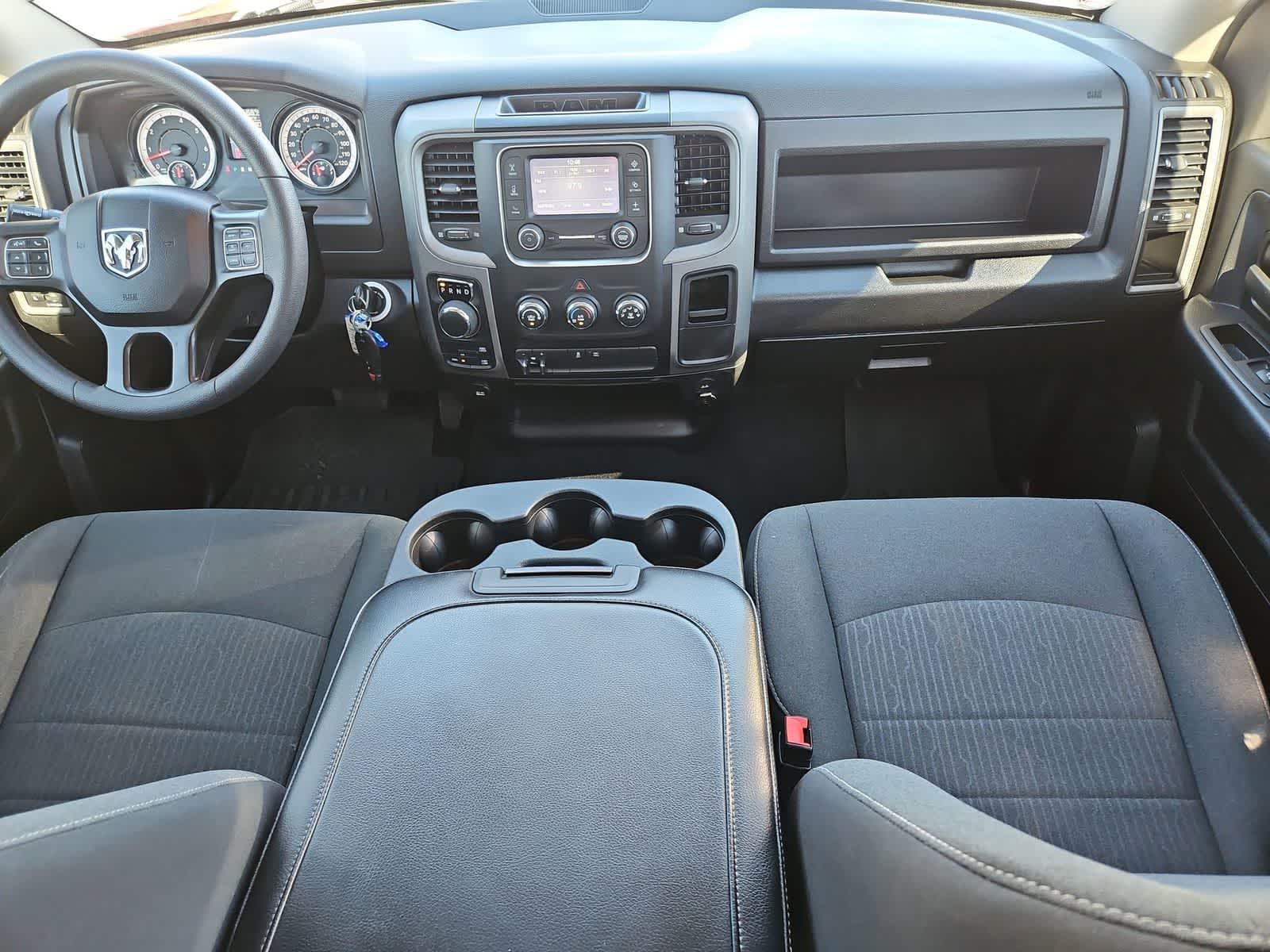 Thumbnail: 2022 RAM 1500 Classic - 16