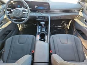 Thumbnail: 2023 Hyundai Elantra - 20
