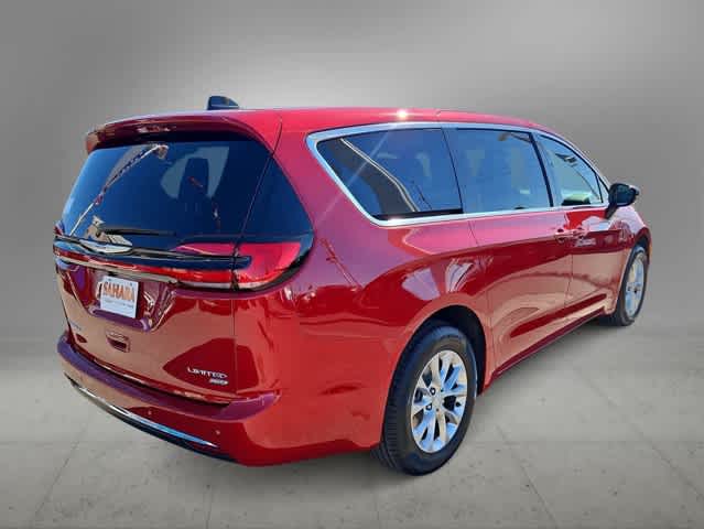 Thumbnail: 2026 Chrysler Pacifica - 11