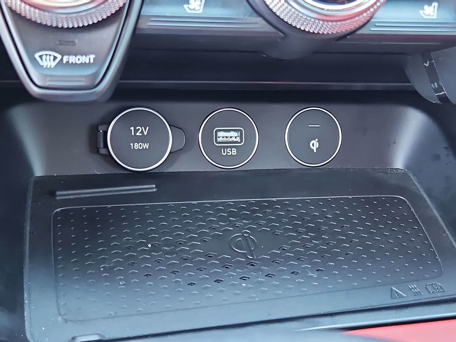 Thumbnail: 2023 Genesis G70 - 31