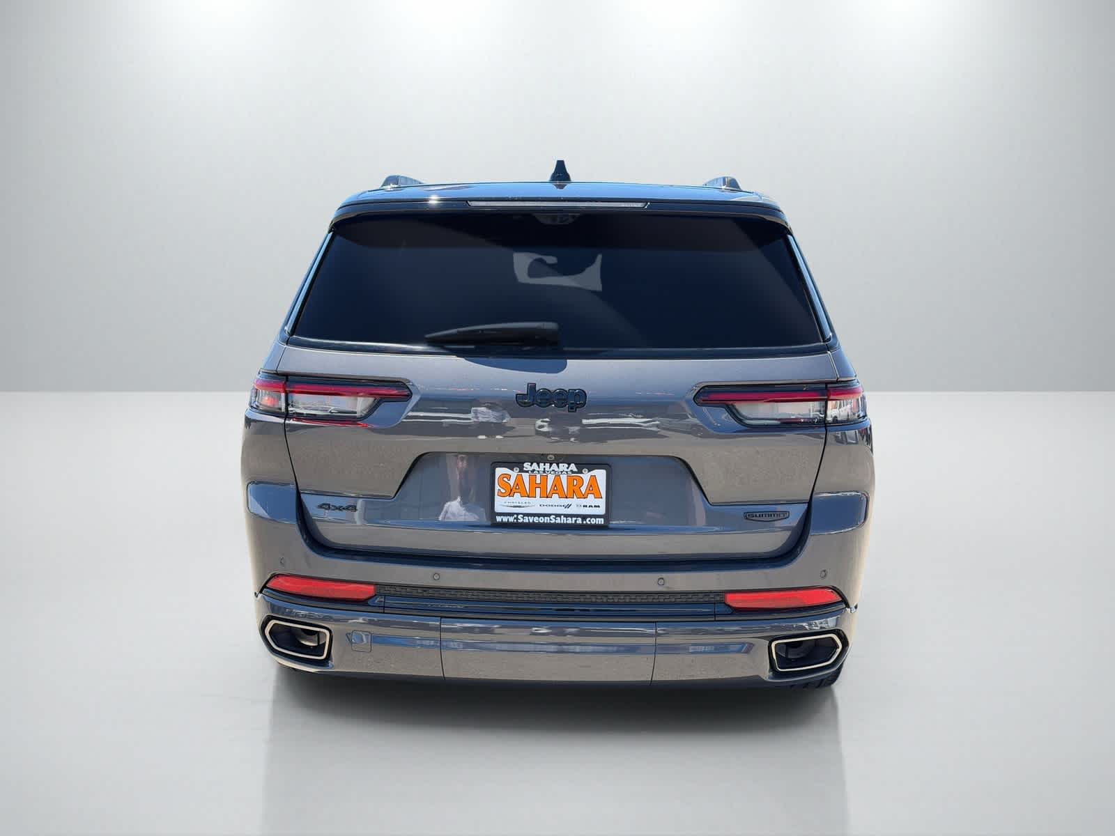 Thumbnail: 2024 Jeep Grand Cherokee L - 4