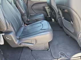 Thumbnail: 2020 Chrysler Pacifica - 25