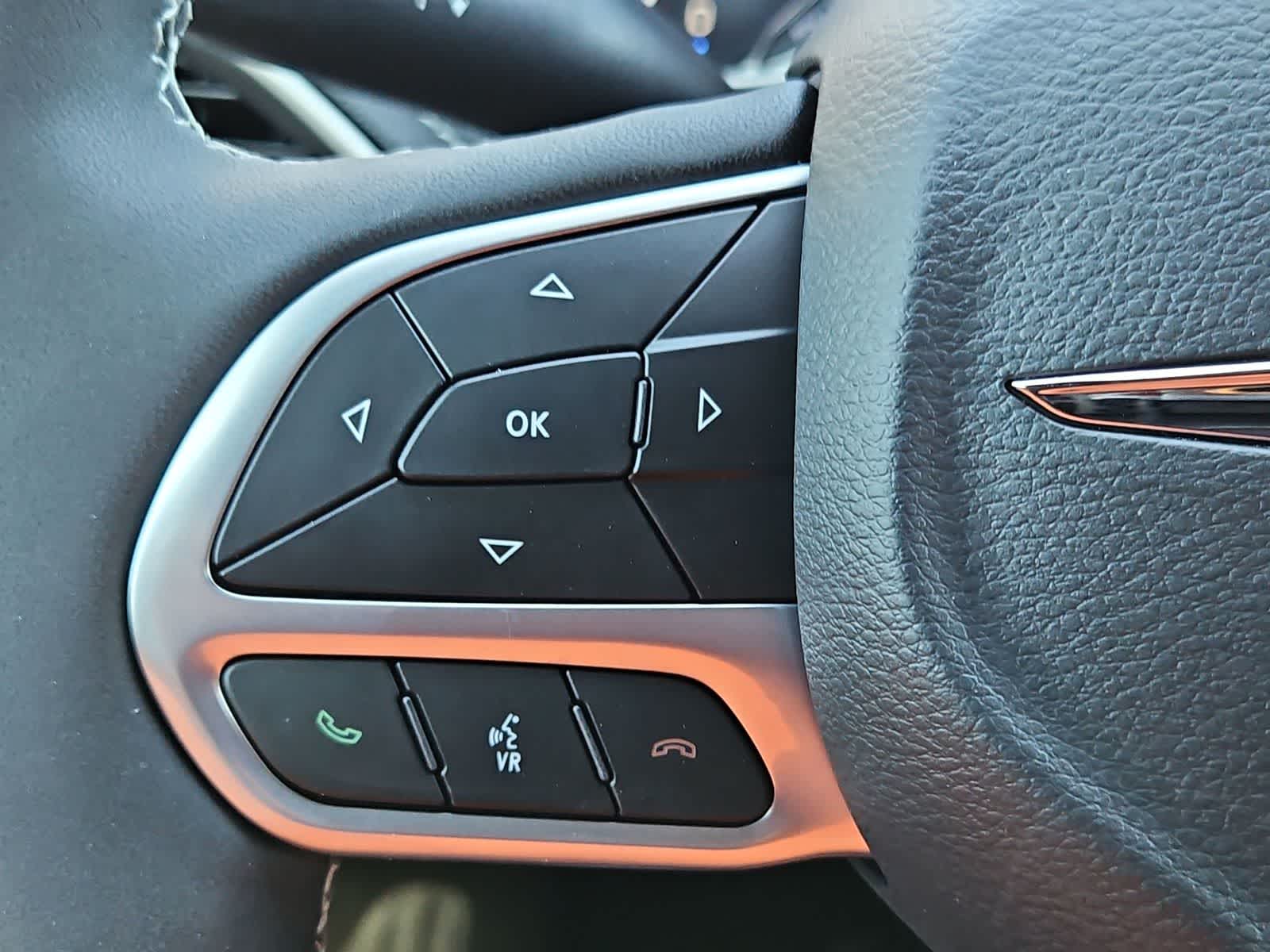 Thumbnail: 2026 Chrysler Pacifica - 23