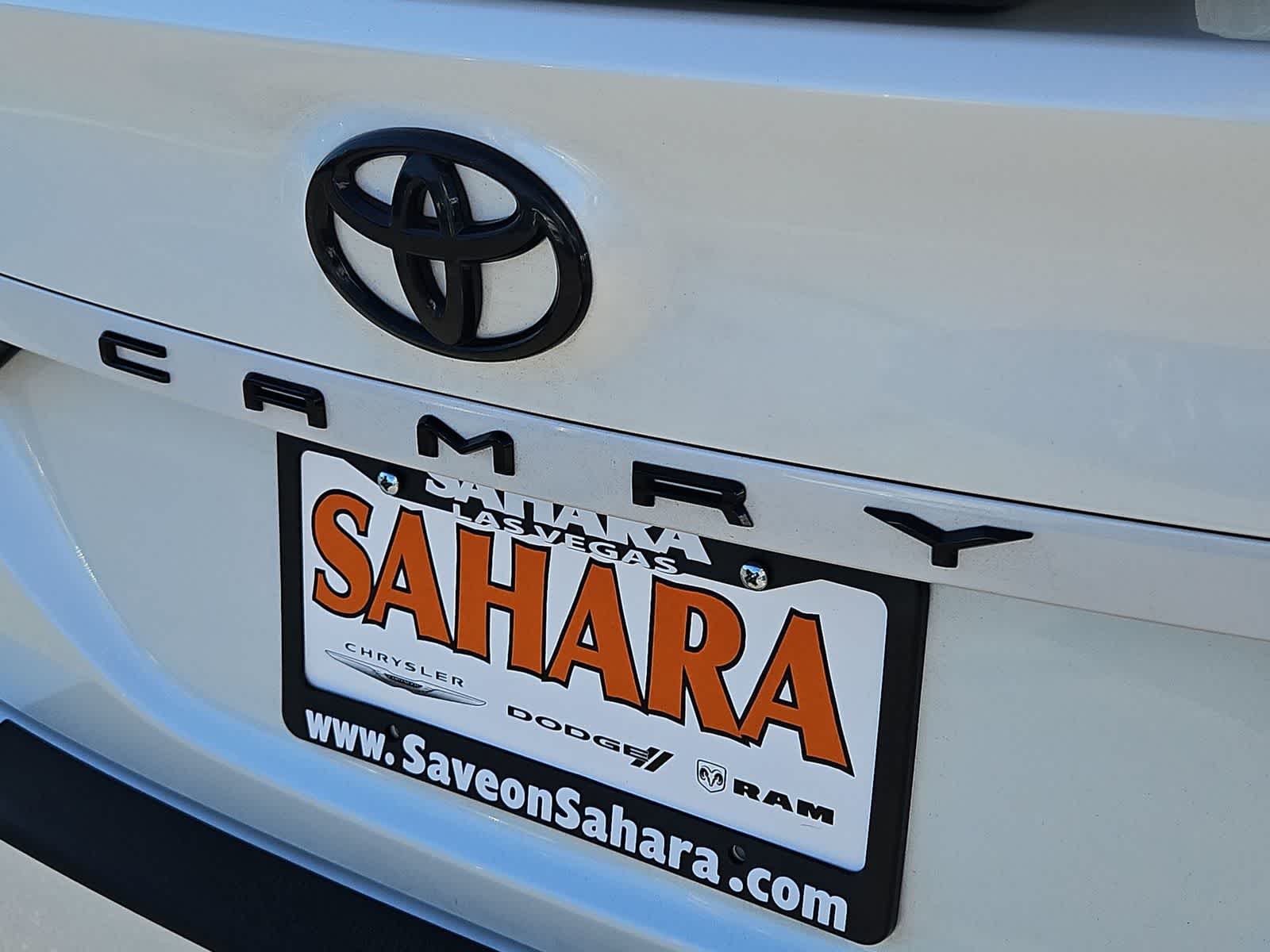 Thumbnail: 2022 Toyota Camry - 14