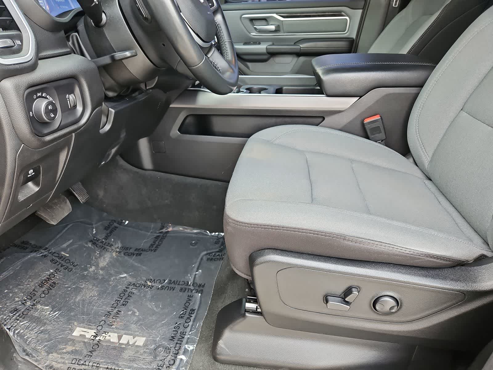 Thumbnail: 2023 RAM 1500 - 17