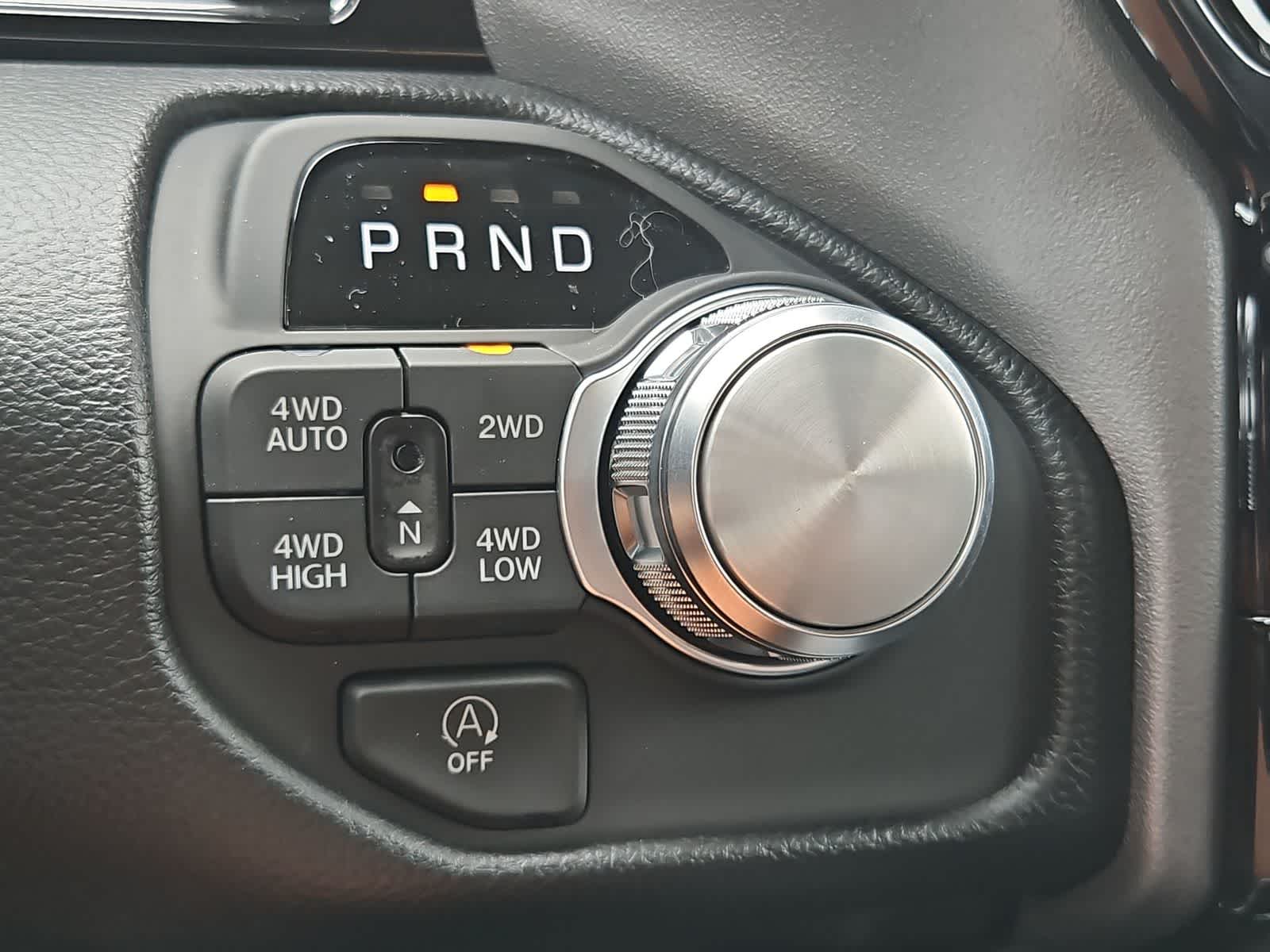 Thumbnail: 2026 RAM 1500 - 33