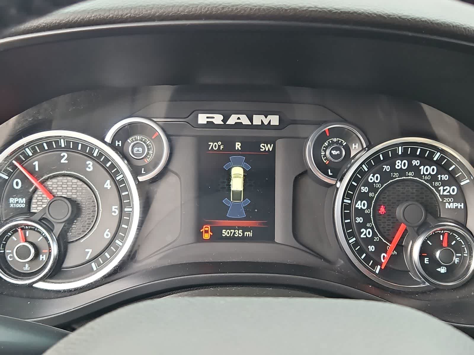 Thumbnail: 2024 RAM 1500 - 32