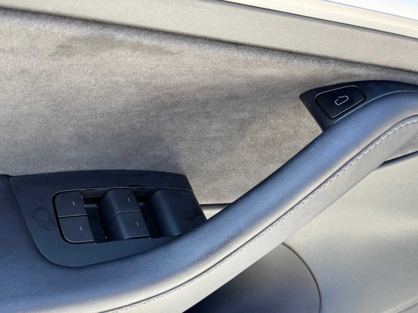 Thumbnail: 2023 Tesla Model 3 - 14