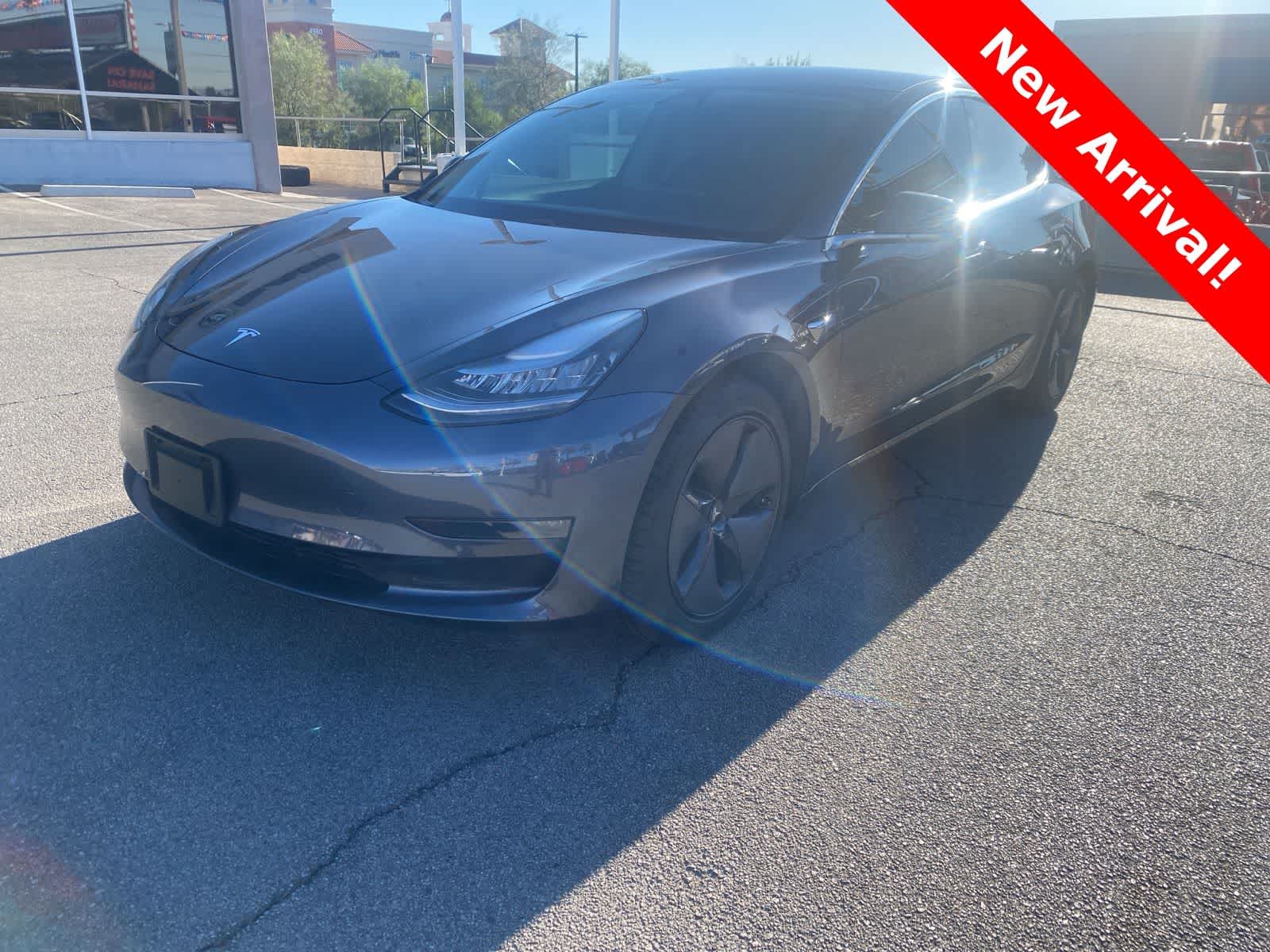 Thumbnail: 2019 Tesla Model 3 - 1