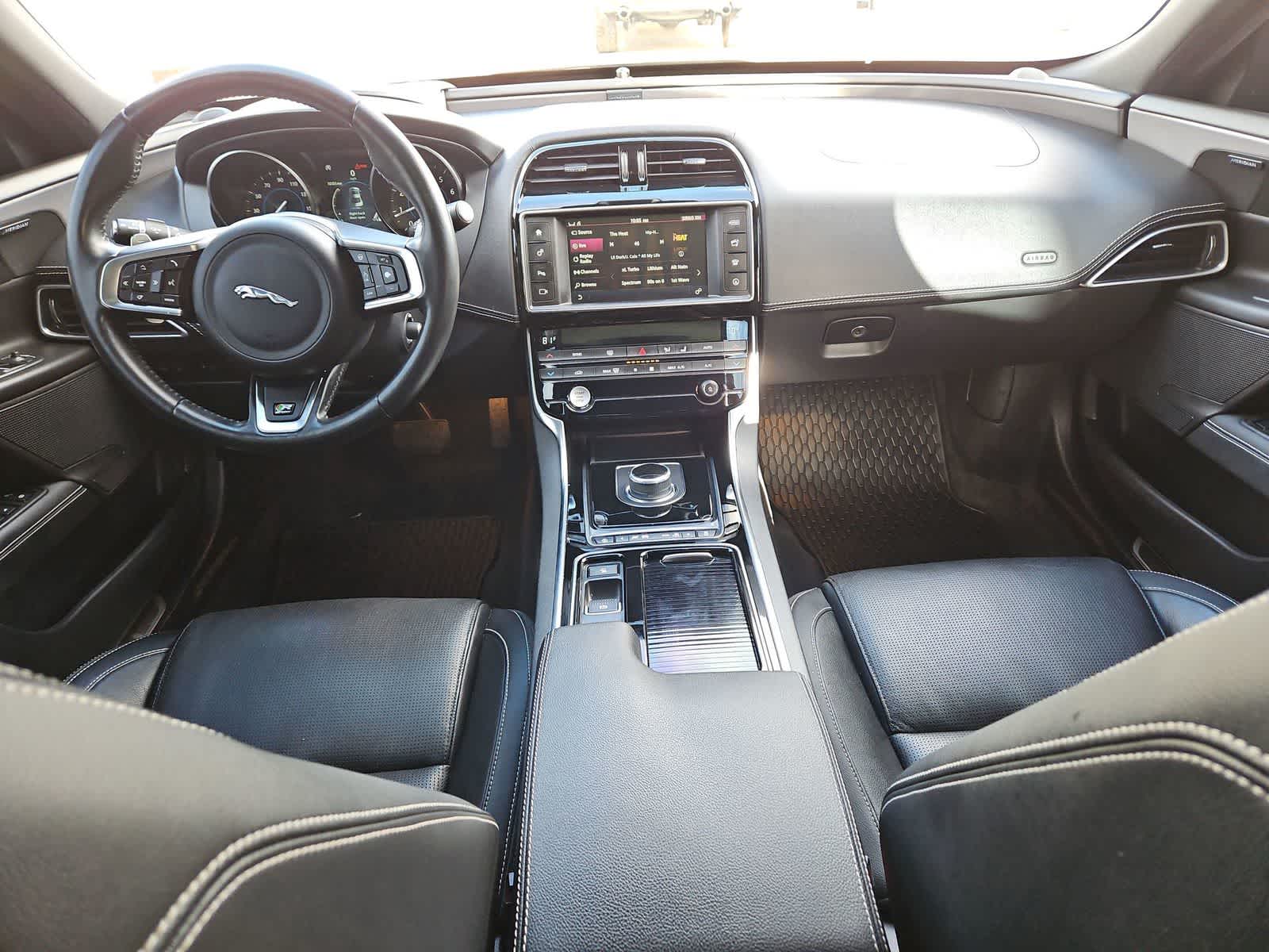 Thumbnail: 2018 Jaguar XE - 14