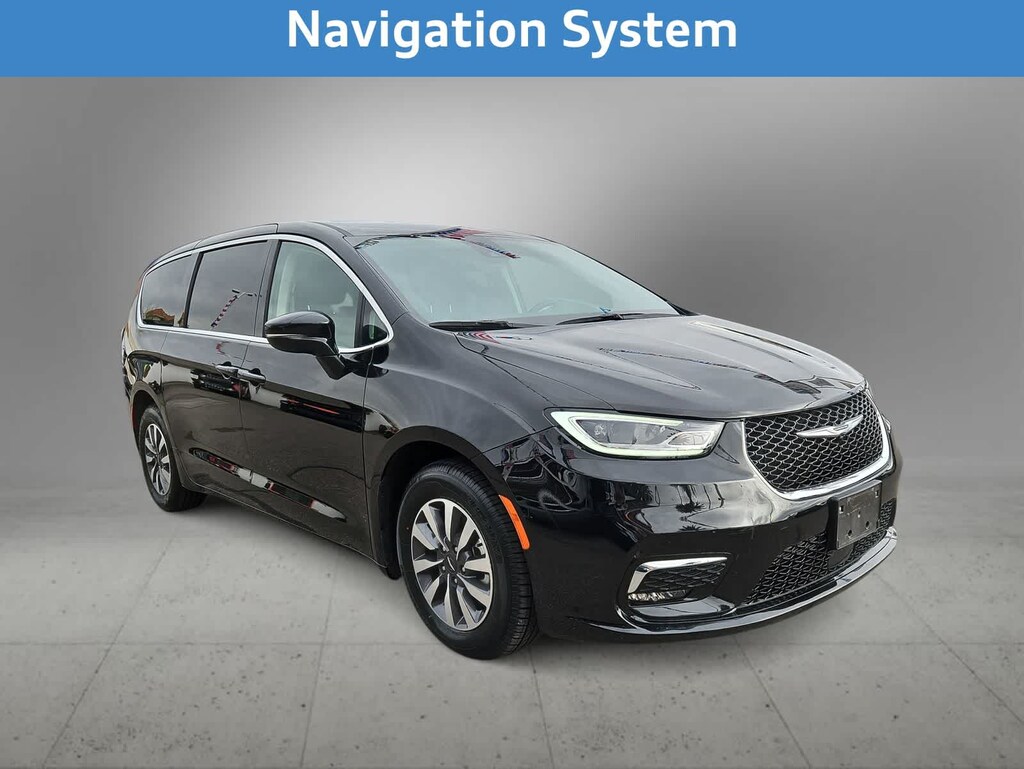 Used 2024 Chrysler Pacifica Hybrid Select Van