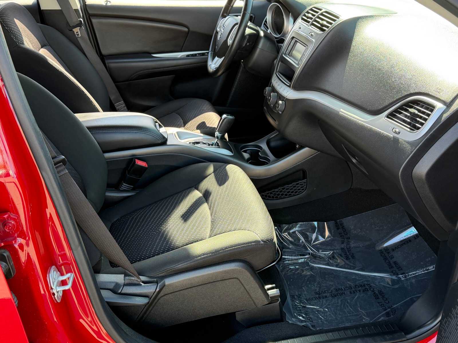 Thumbnail: 2019 Dodge Journey - 29