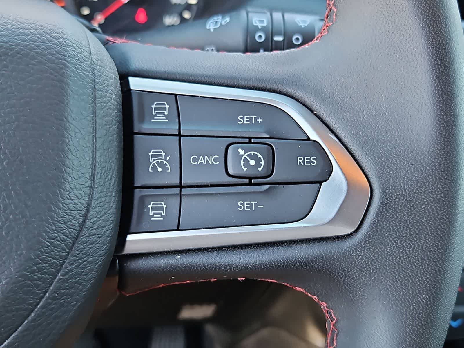 Thumbnail: 2025 Jeep Compass - 25