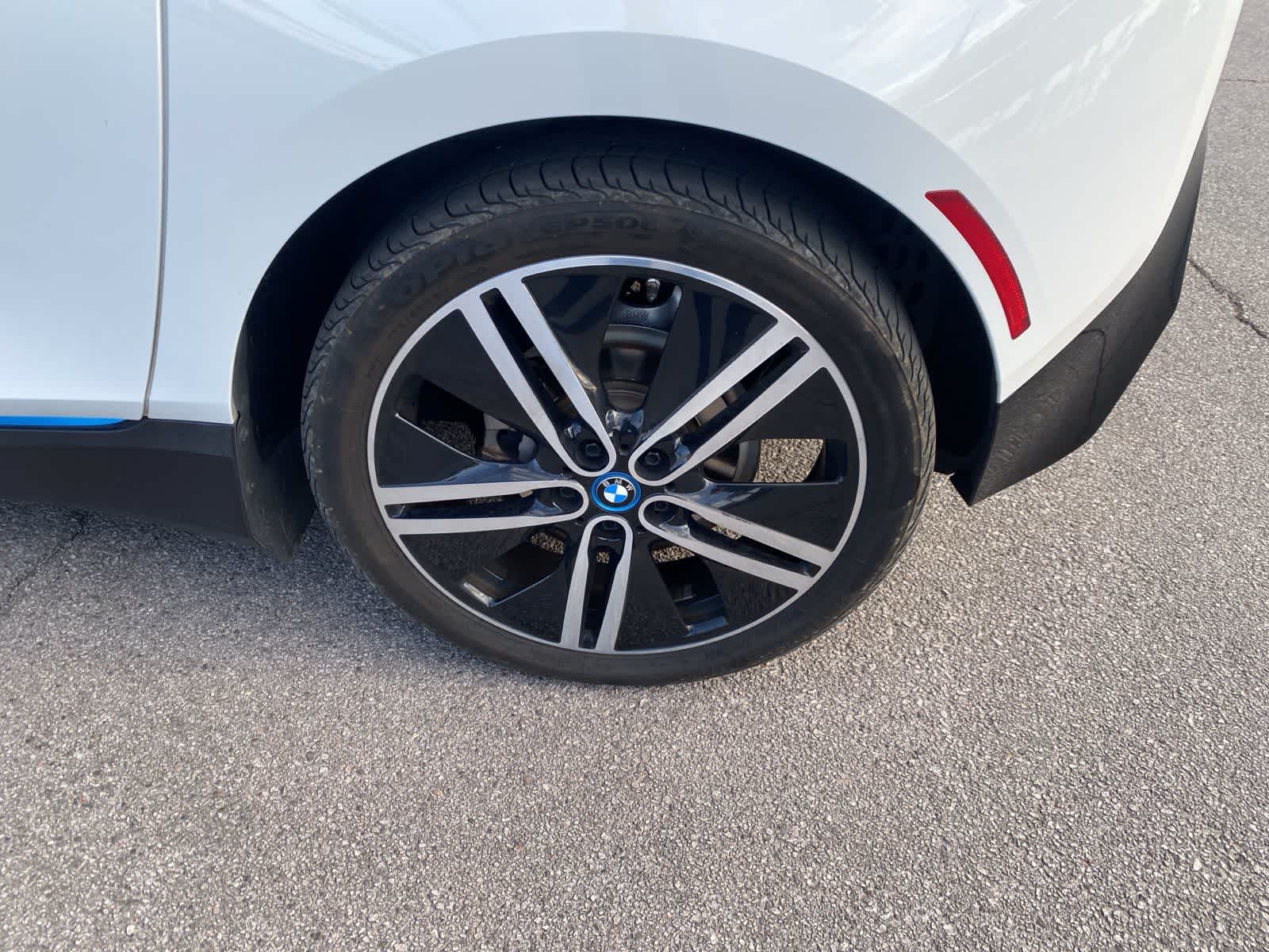 Thumbnail: 2015 BMW i3 - 8
