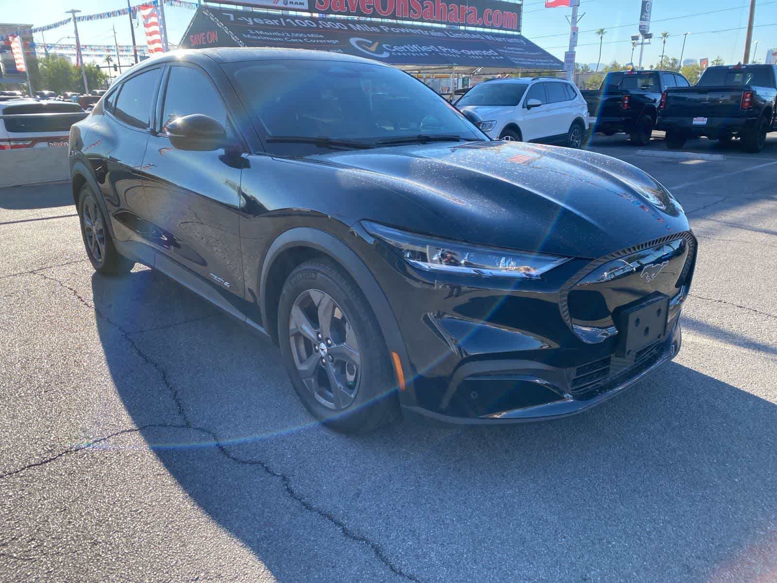 2021 Ford Mustang Mach-E Select photo 3