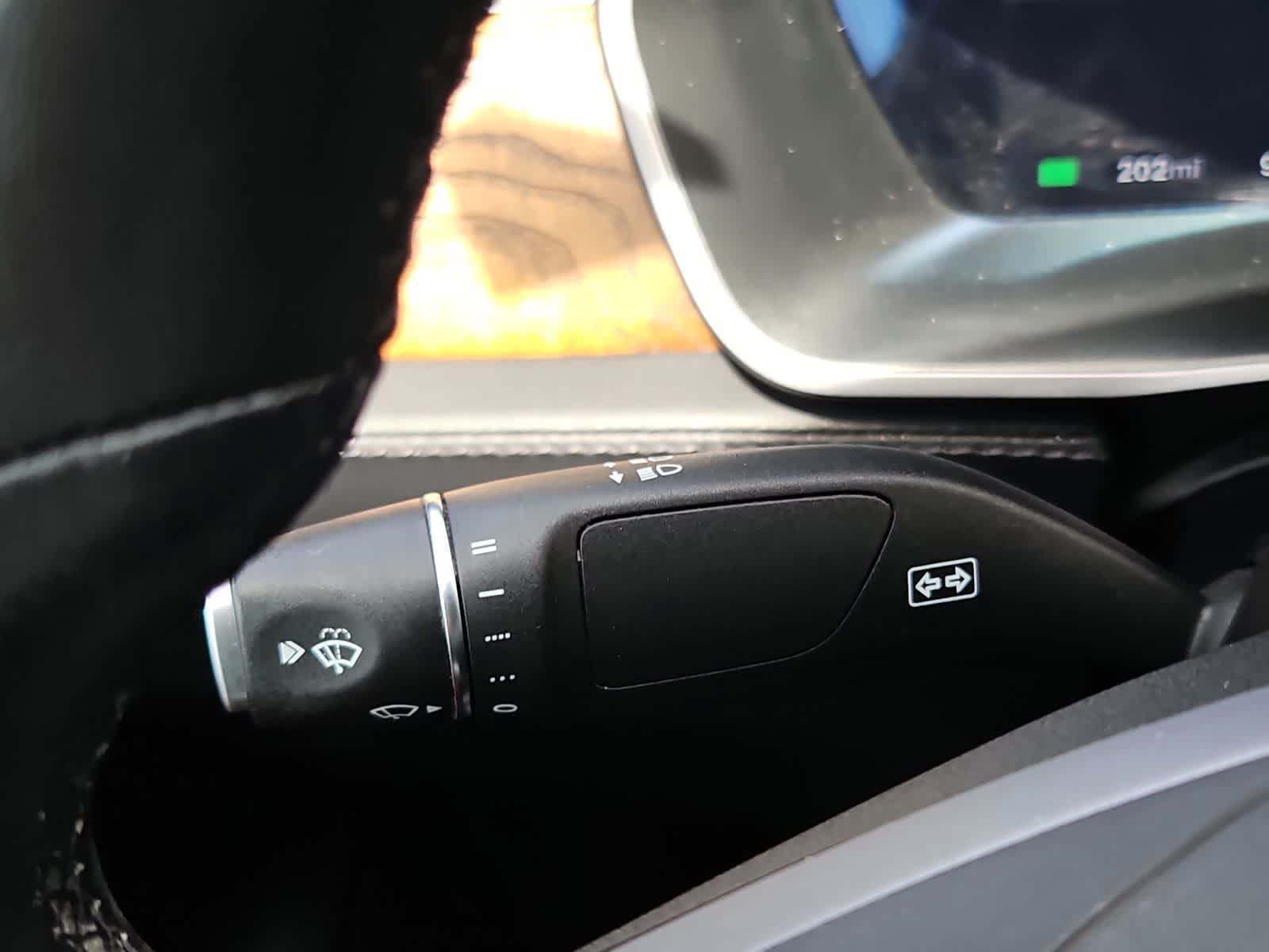 Thumbnail: 2020 Tesla Model S - 27
