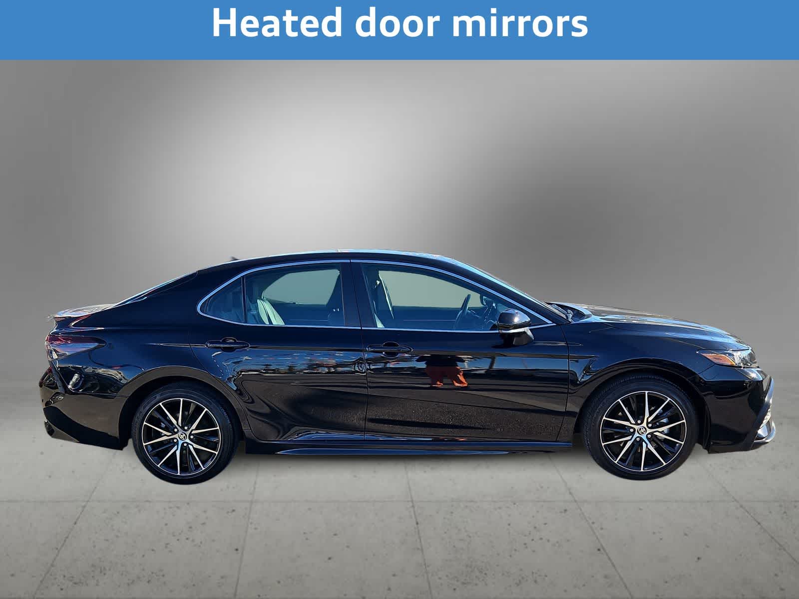 Thumbnail: 2024 Toyota Camry - 11