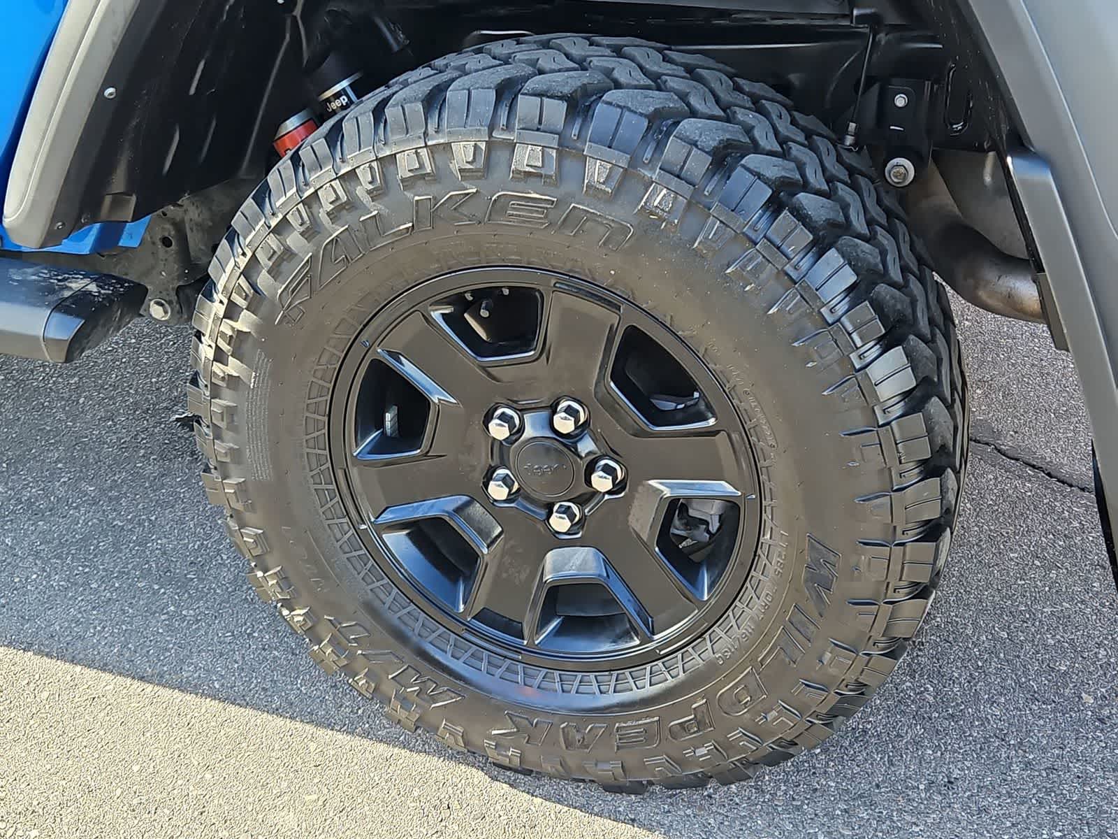 Thumbnail: 2022 Jeep Gladiator - 15