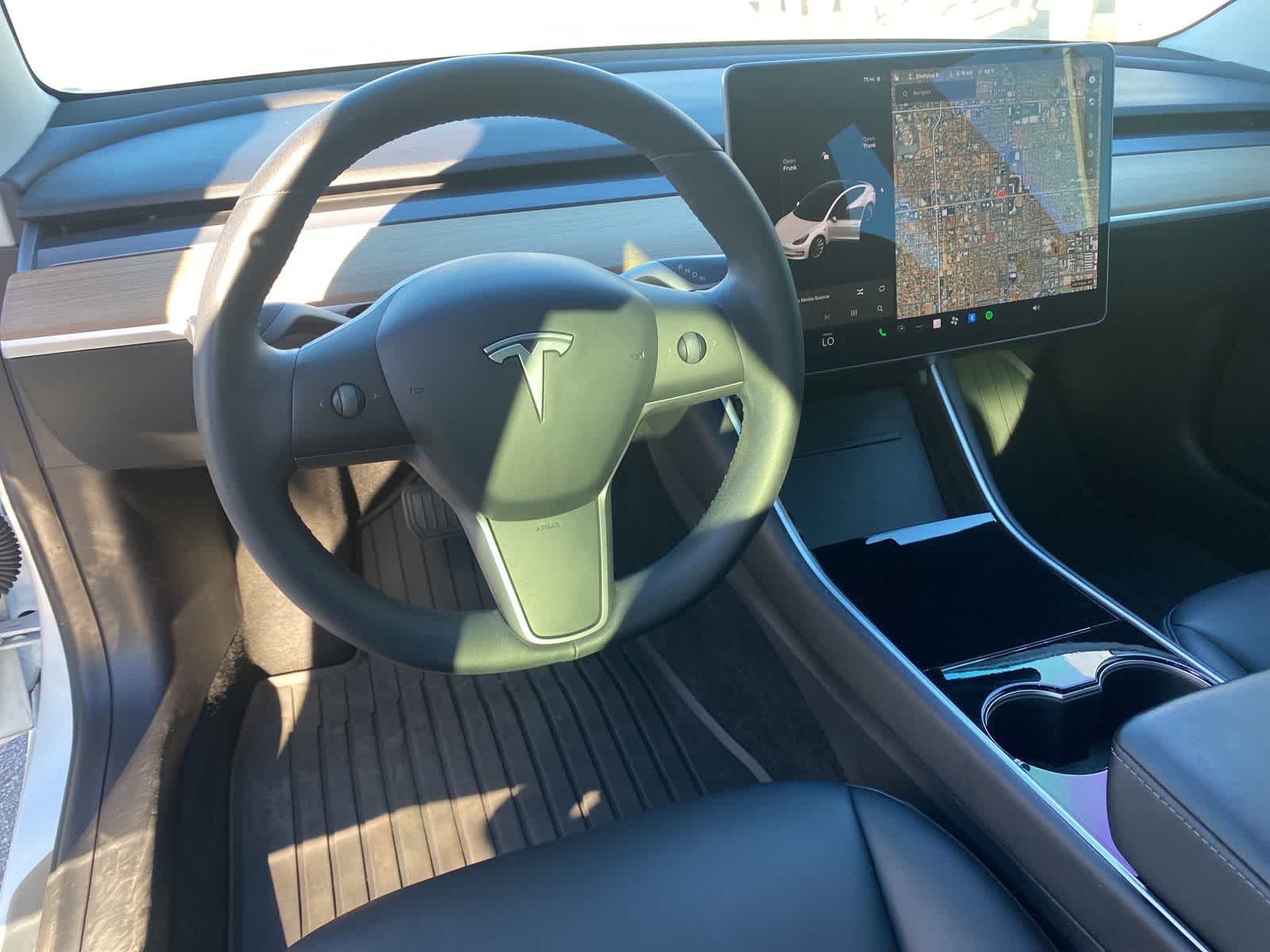 Thumbnail: 2020 Tesla Model 3 - 11