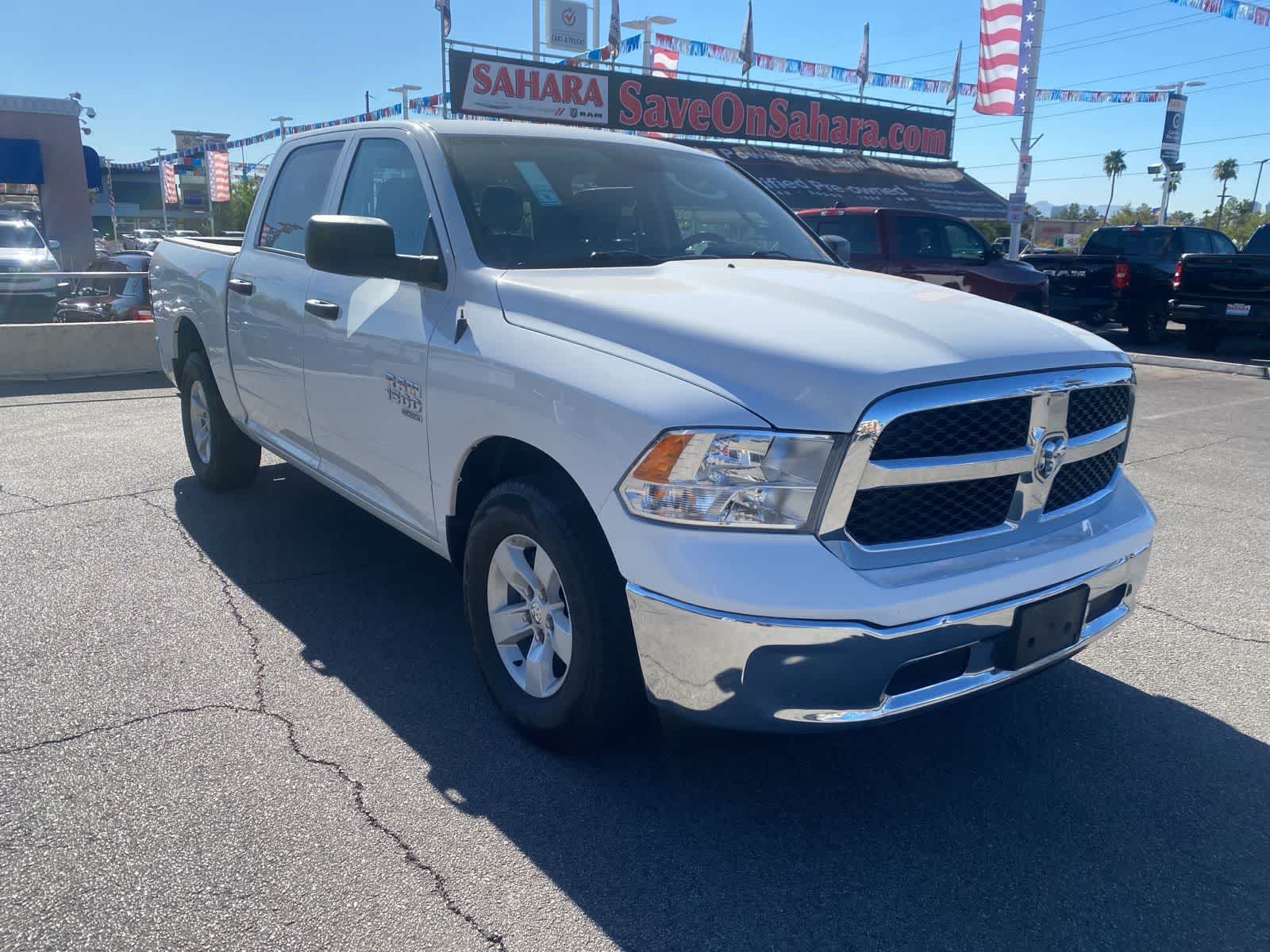 Thumbnail: 2022 RAM 1500 Classic - 4