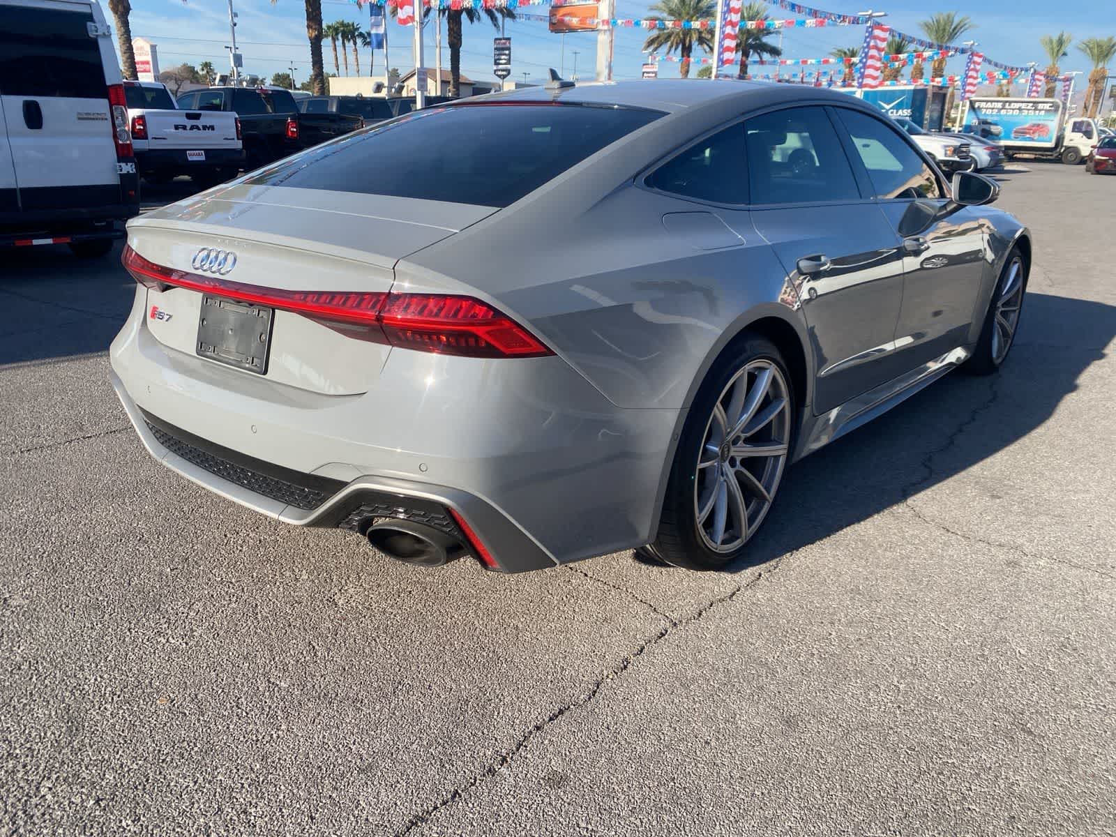 Thumbnail: 2024 Audi RS 7 - 6