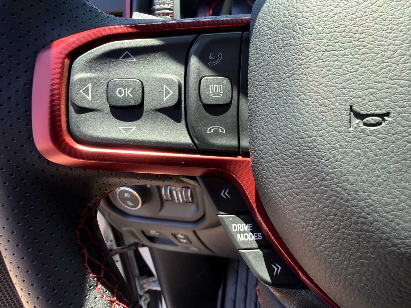Thumbnail: 2026 RAM 1500 - 28