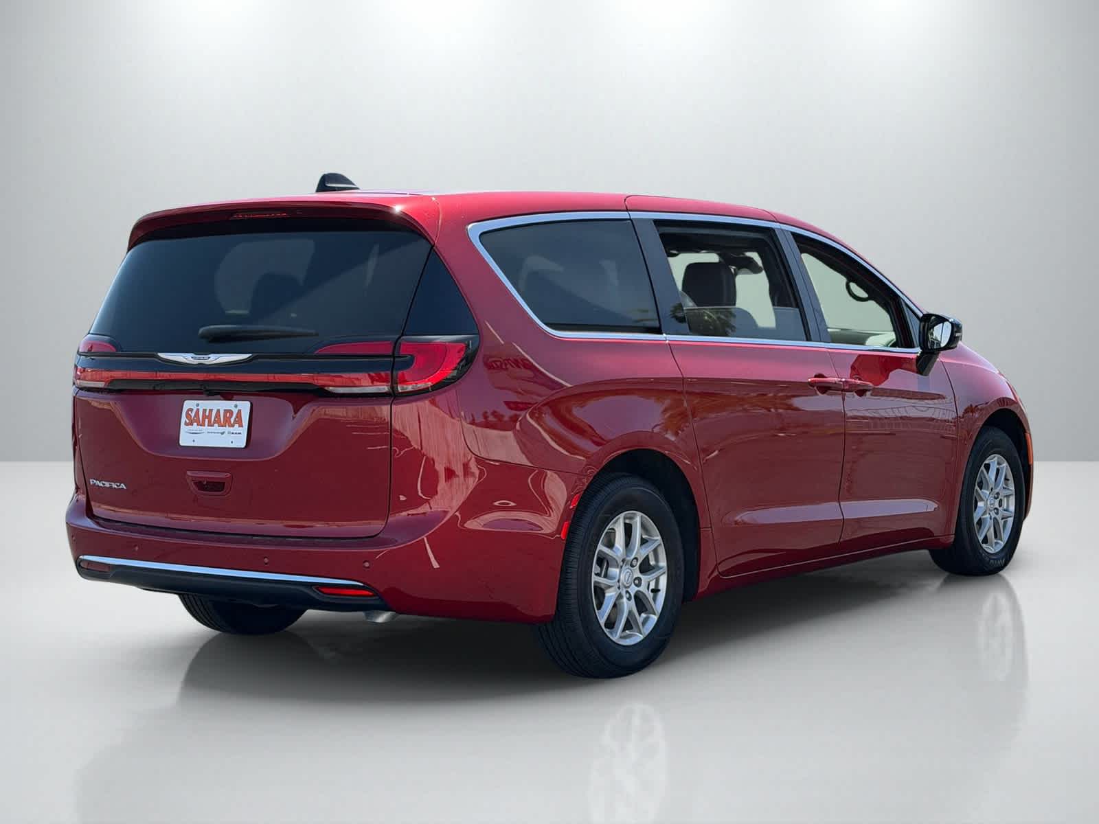 Thumbnail: 2026 Chrysler Pacifica - 7