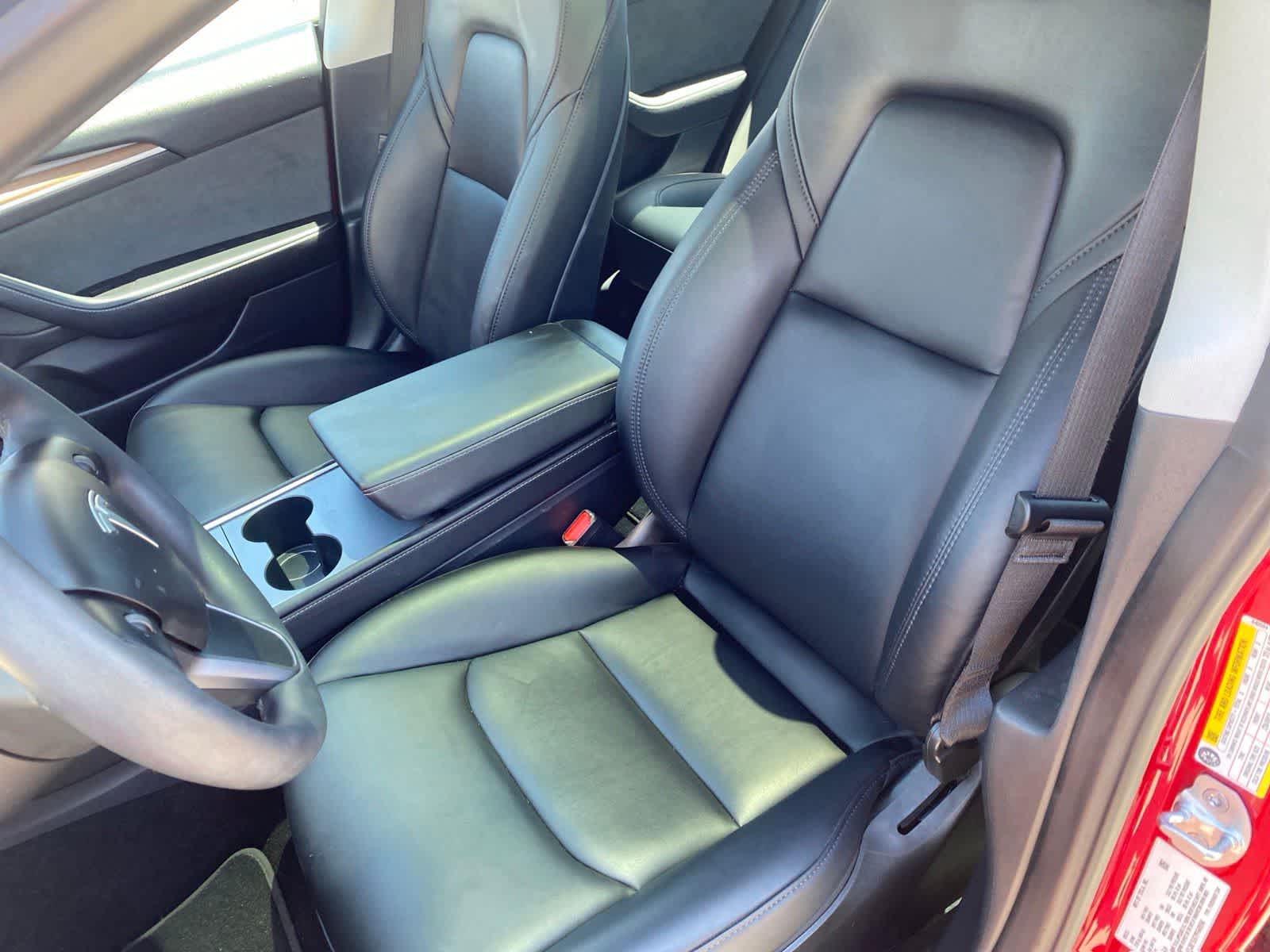 Thumbnail: 2023 Tesla Model 3 - 11