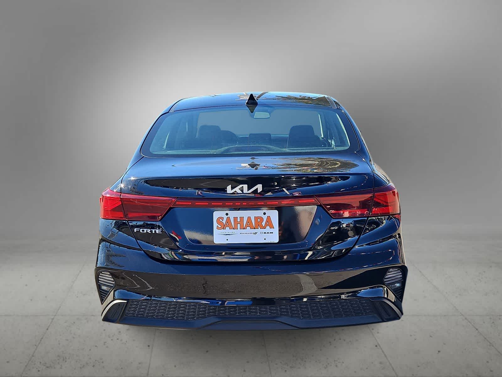 Thumbnail: 2023 Kia Forte - 8