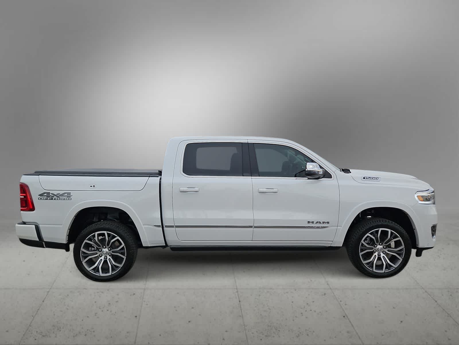Thumbnail: 2026 RAM 1500 - 9