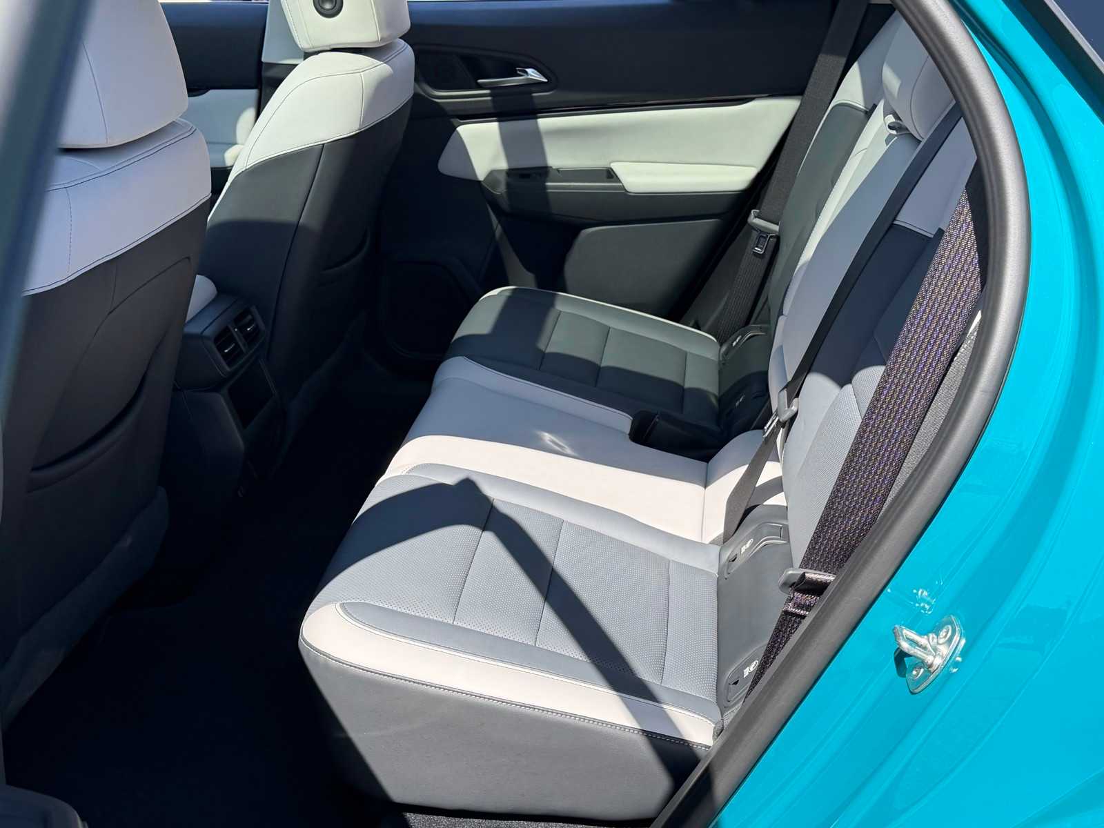 Thumbnail: 2024 Honda Prologue - 25