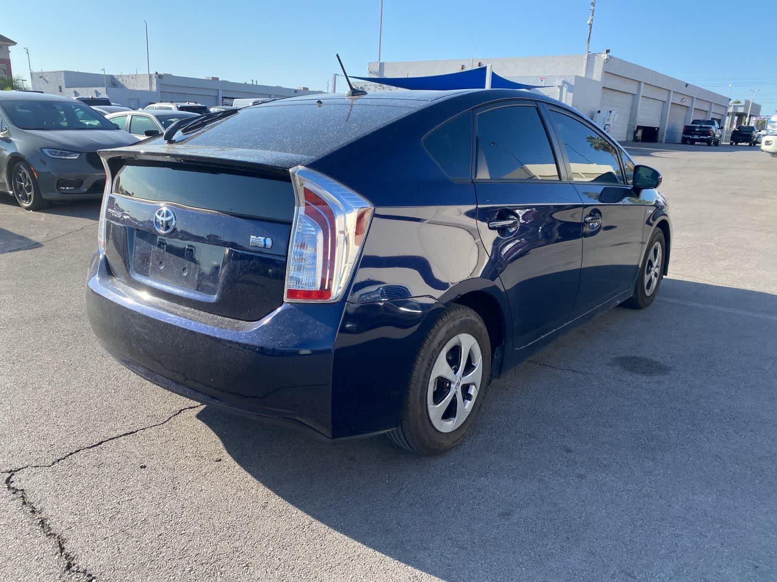 2014 Toyota Prius Three 7