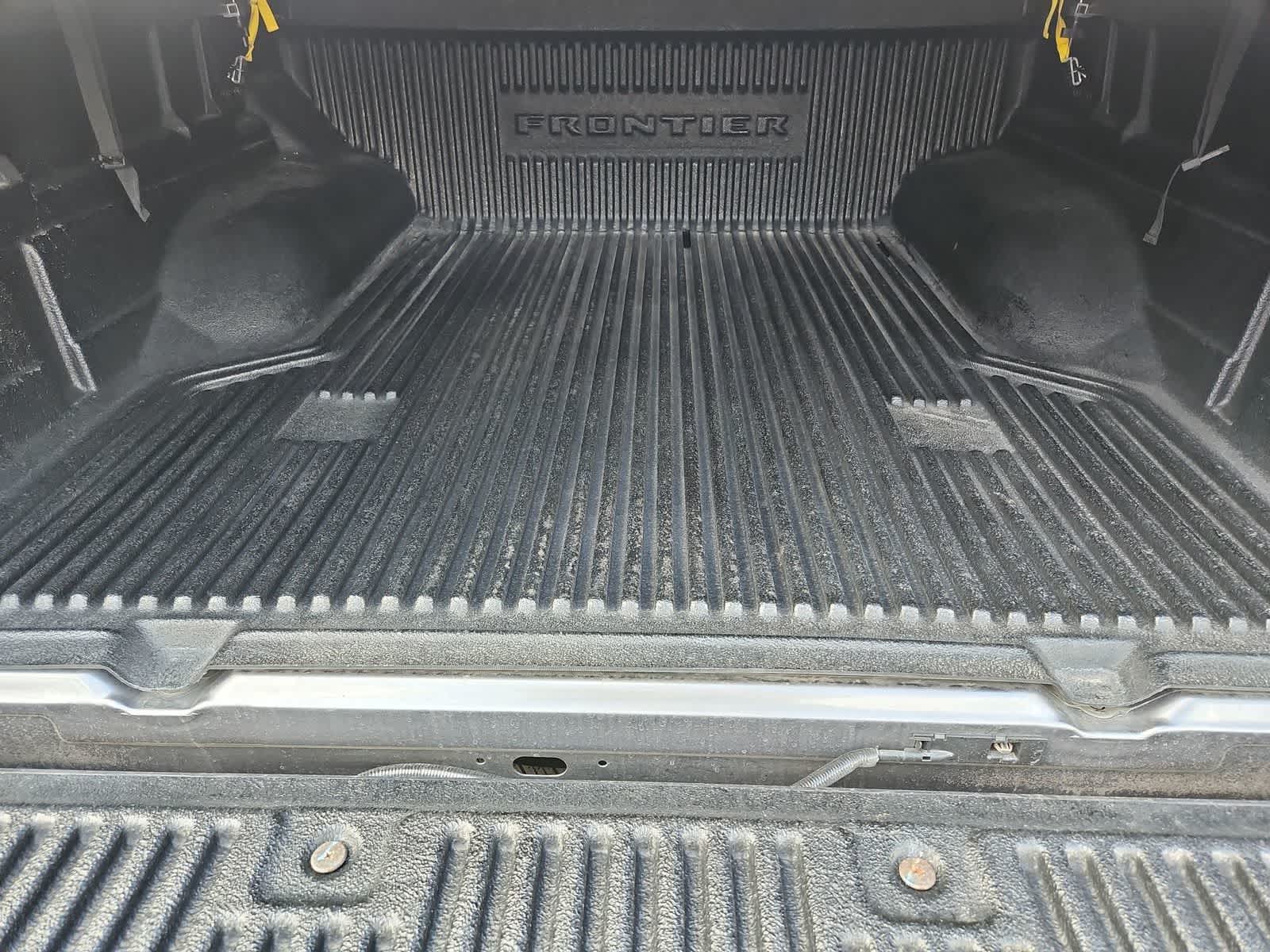 Thumbnail: 2022 Nissan Frontier - 32