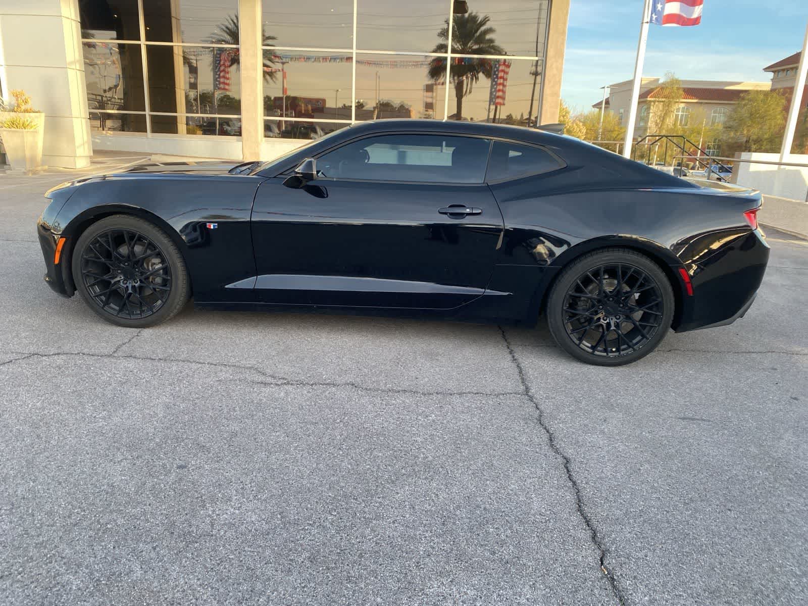 Thumbnail: 2017 Chevrolet Camaro - 10