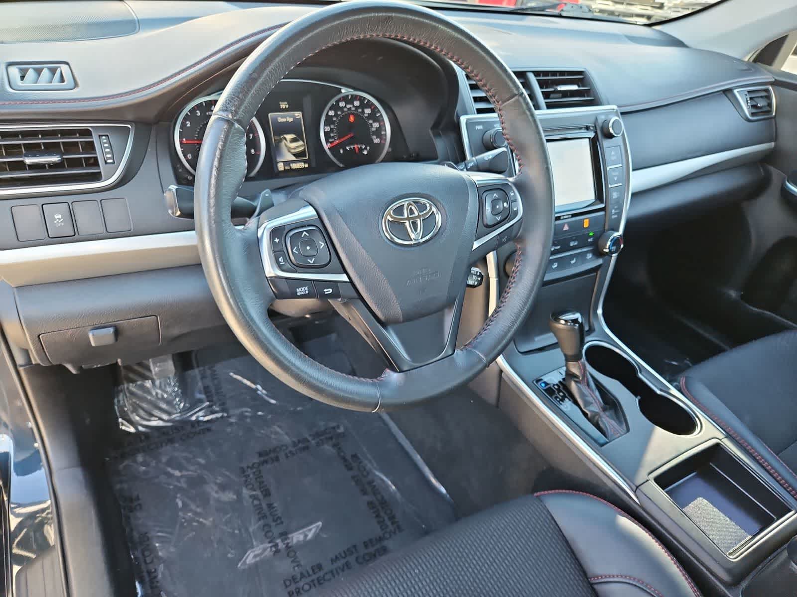 Thumbnail: 2017 Toyota Camry - 12