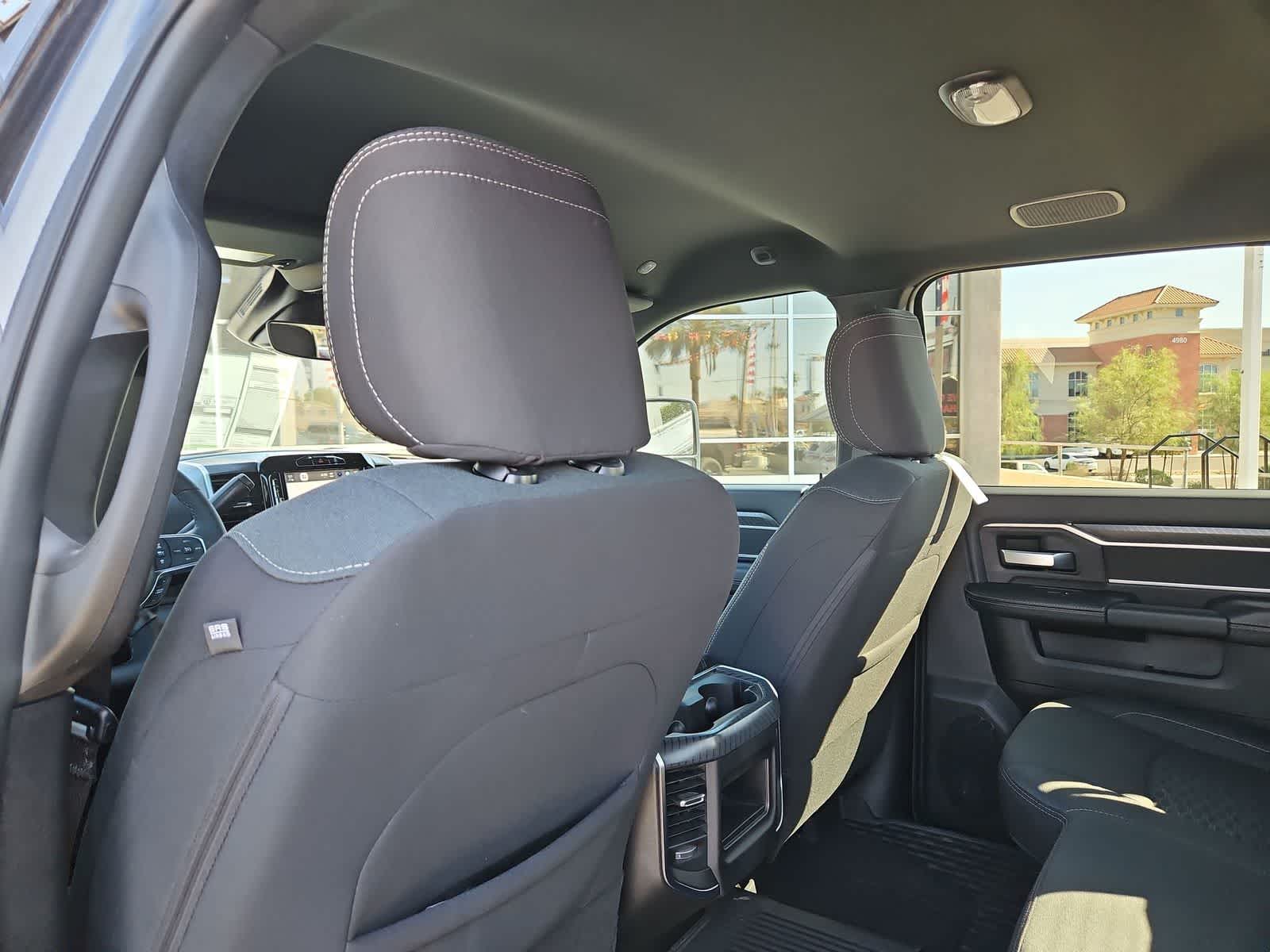 2025 RAM 2500 ST 17