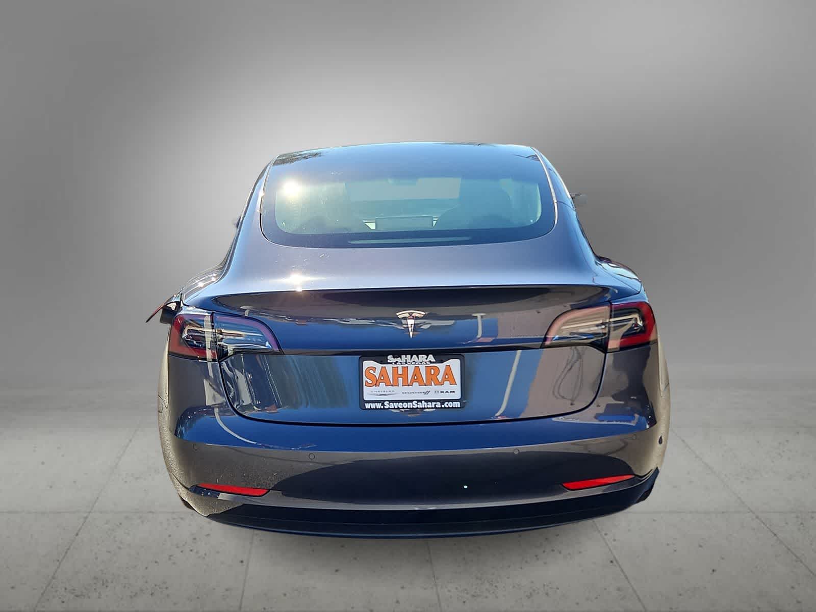 Thumbnail: 2021 Tesla Model 3 - 8