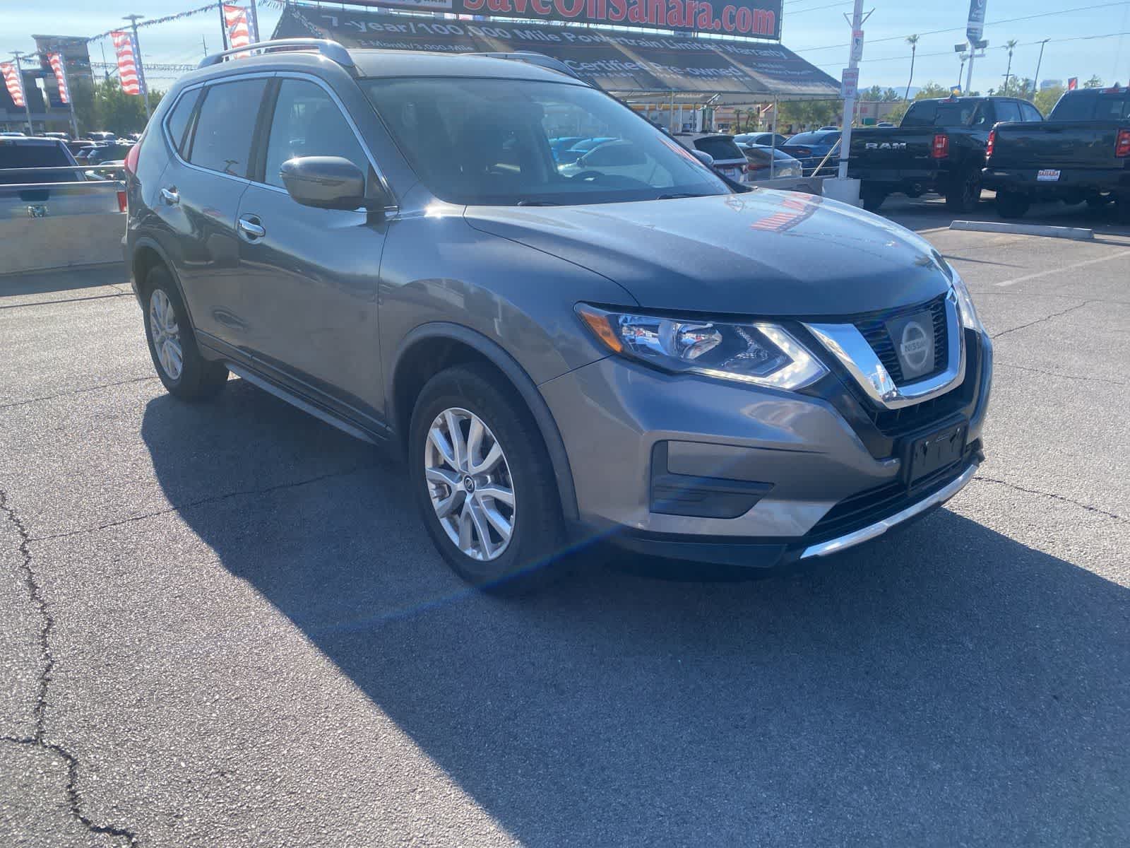 Thumbnail: 2017 Nissan Rogue - 3
