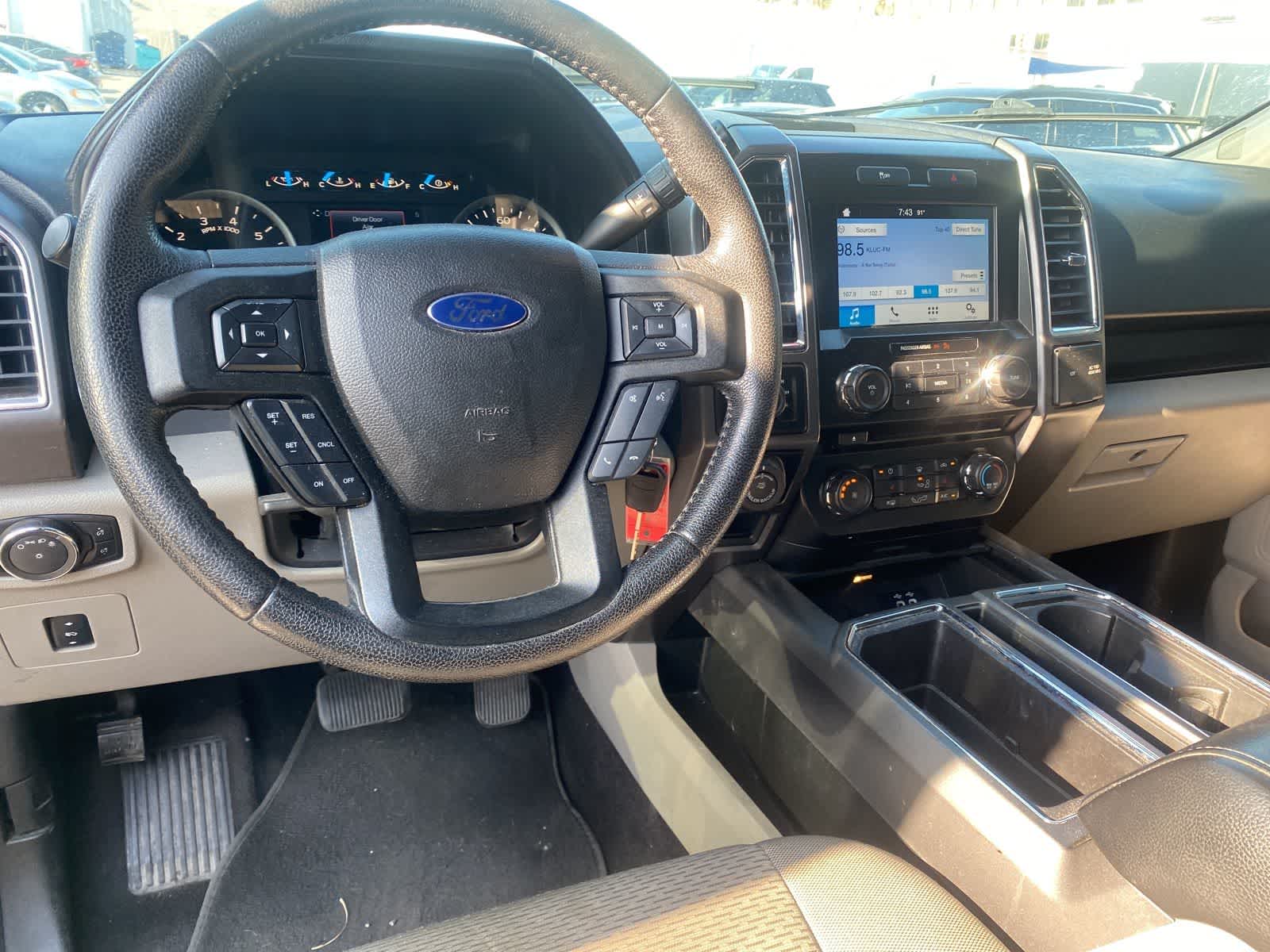 Thumbnail: 2016 Ford F-150 - 11
