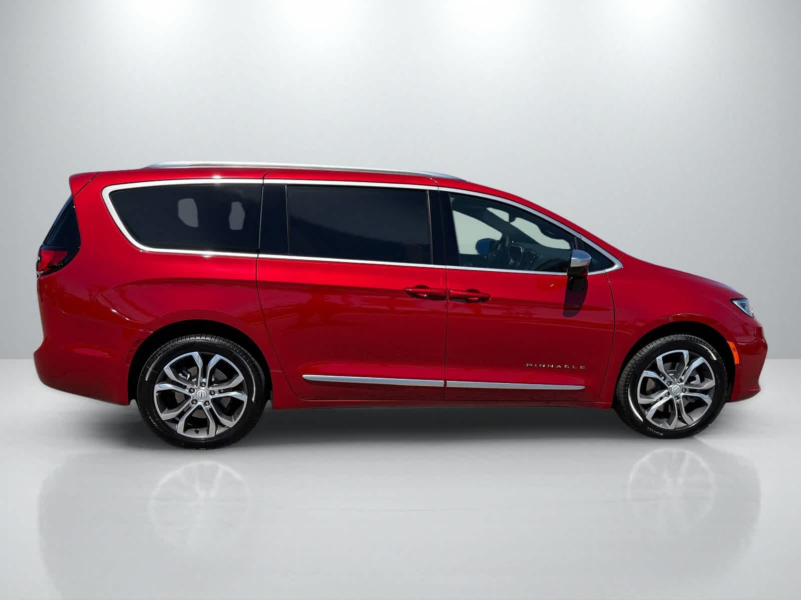 Thumbnail: 2026 Chrysler Pacifica - 8