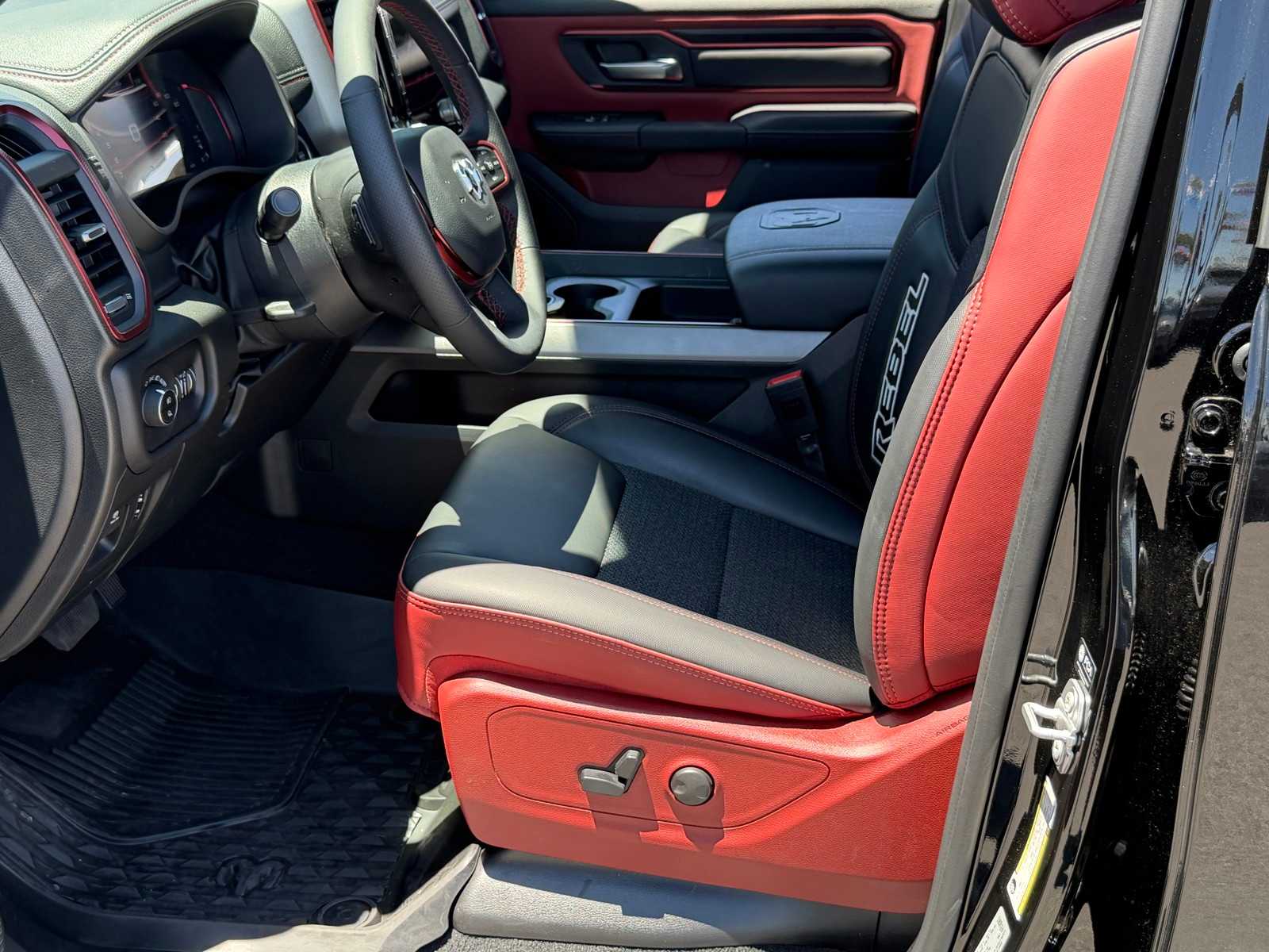 Thumbnail: 2026 RAM 1500 - 14