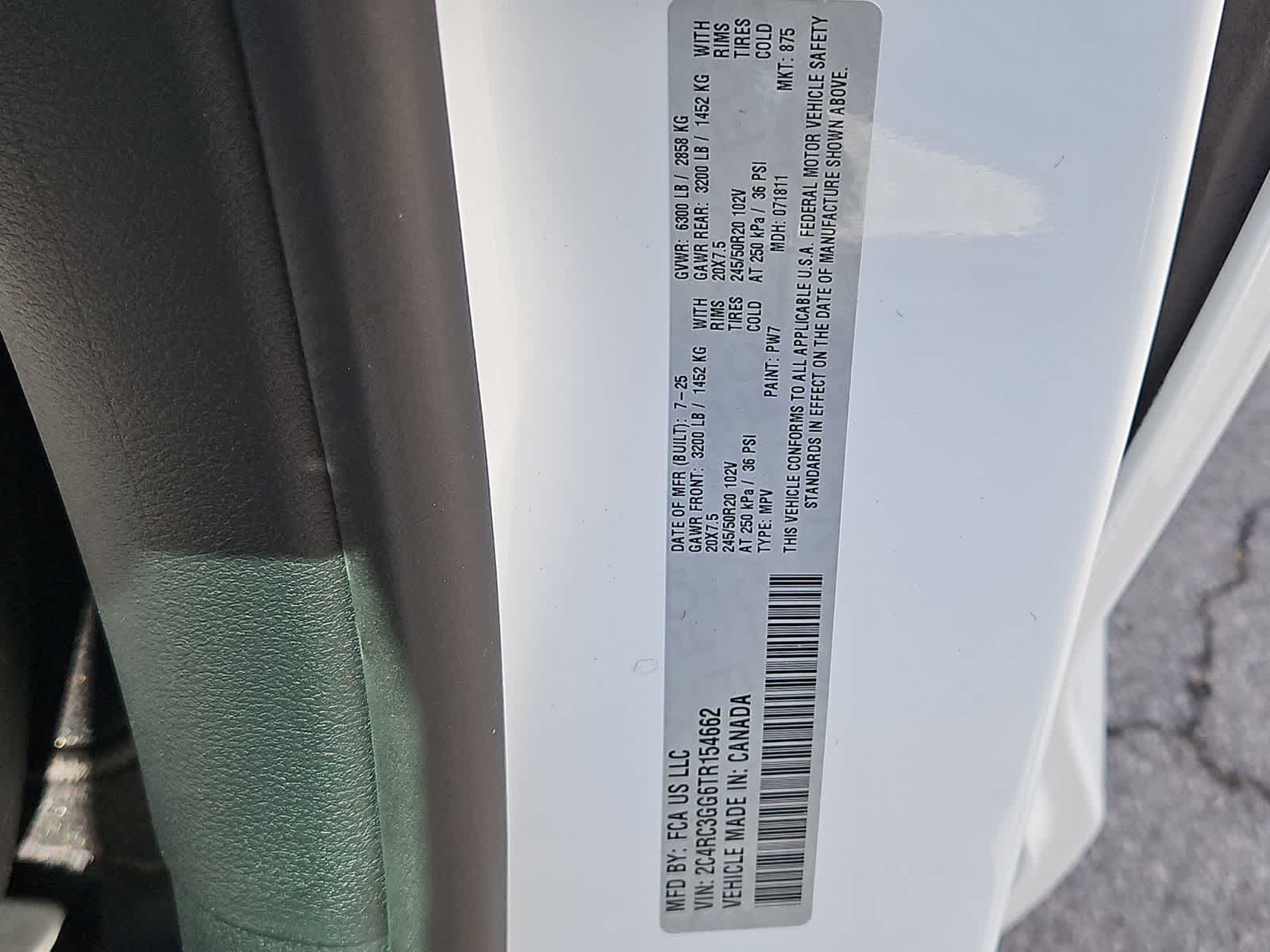 Thumbnail: 2026 Chrysler Pacifica - 34