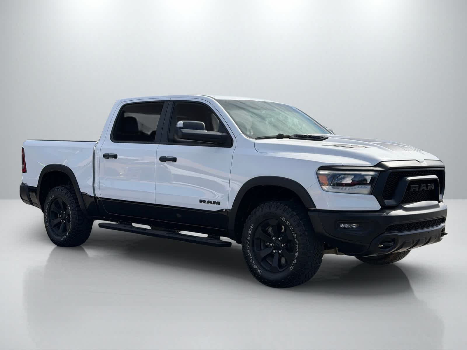 Thumbnail: 2024 RAM 1500 - 10