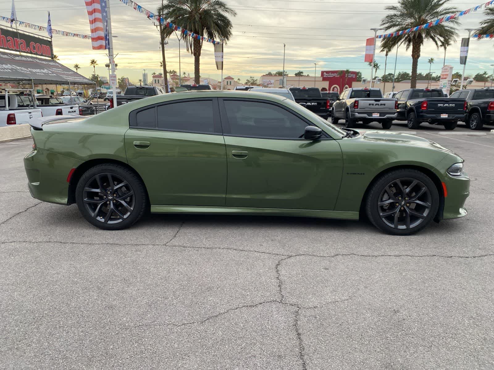 Thumbnail: 2022 Dodge Charger - 4