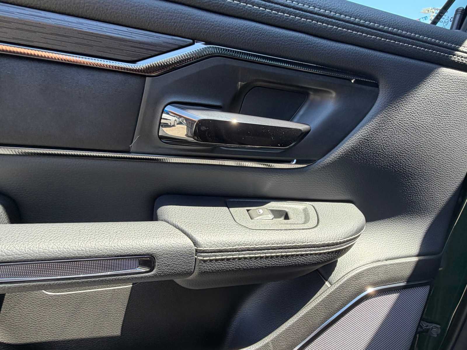 Thumbnail: 2026 RAM 1500 - 22