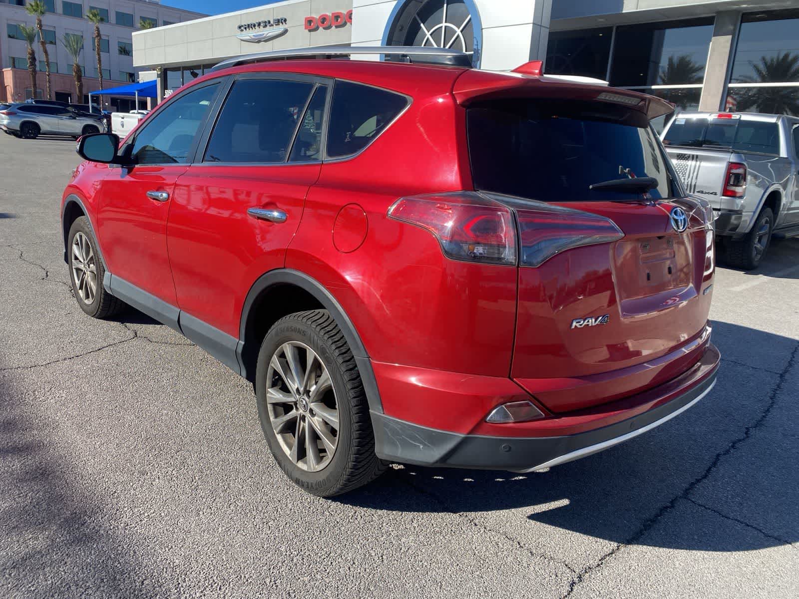 Thumbnail: 2016 Toyota RAV4 - 9