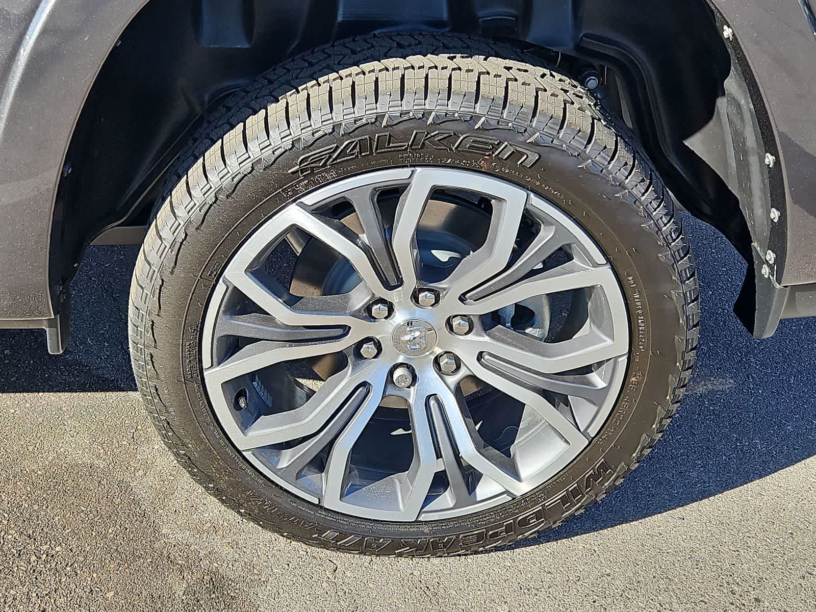 Thumbnail: 2026 RAM 1500 - 13