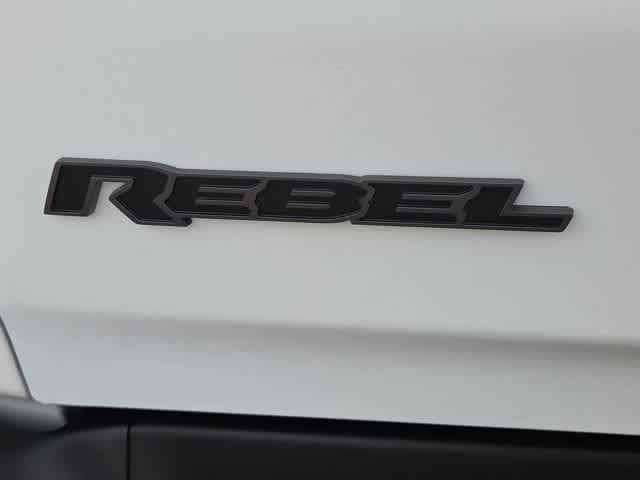 Thumbnail: 2026 RAM 1500 - 17