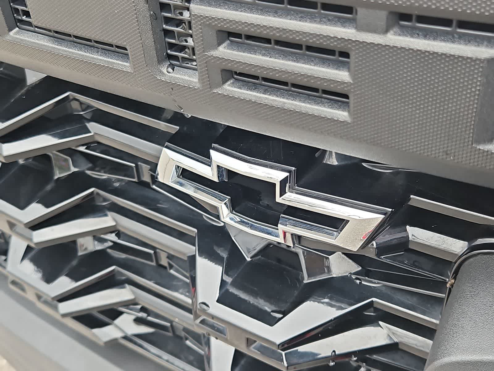 Thumbnail: 2021 Chevrolet Colorado - 11